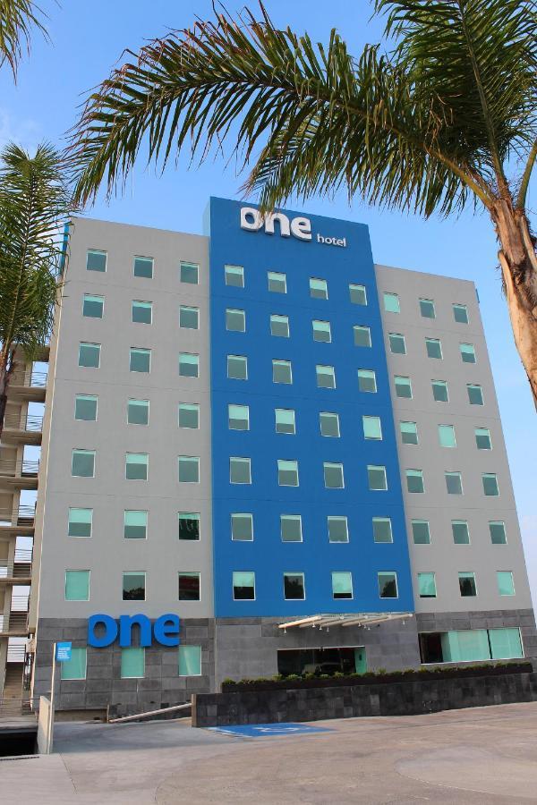 One Guadalajara Tapatio Hotel 3*