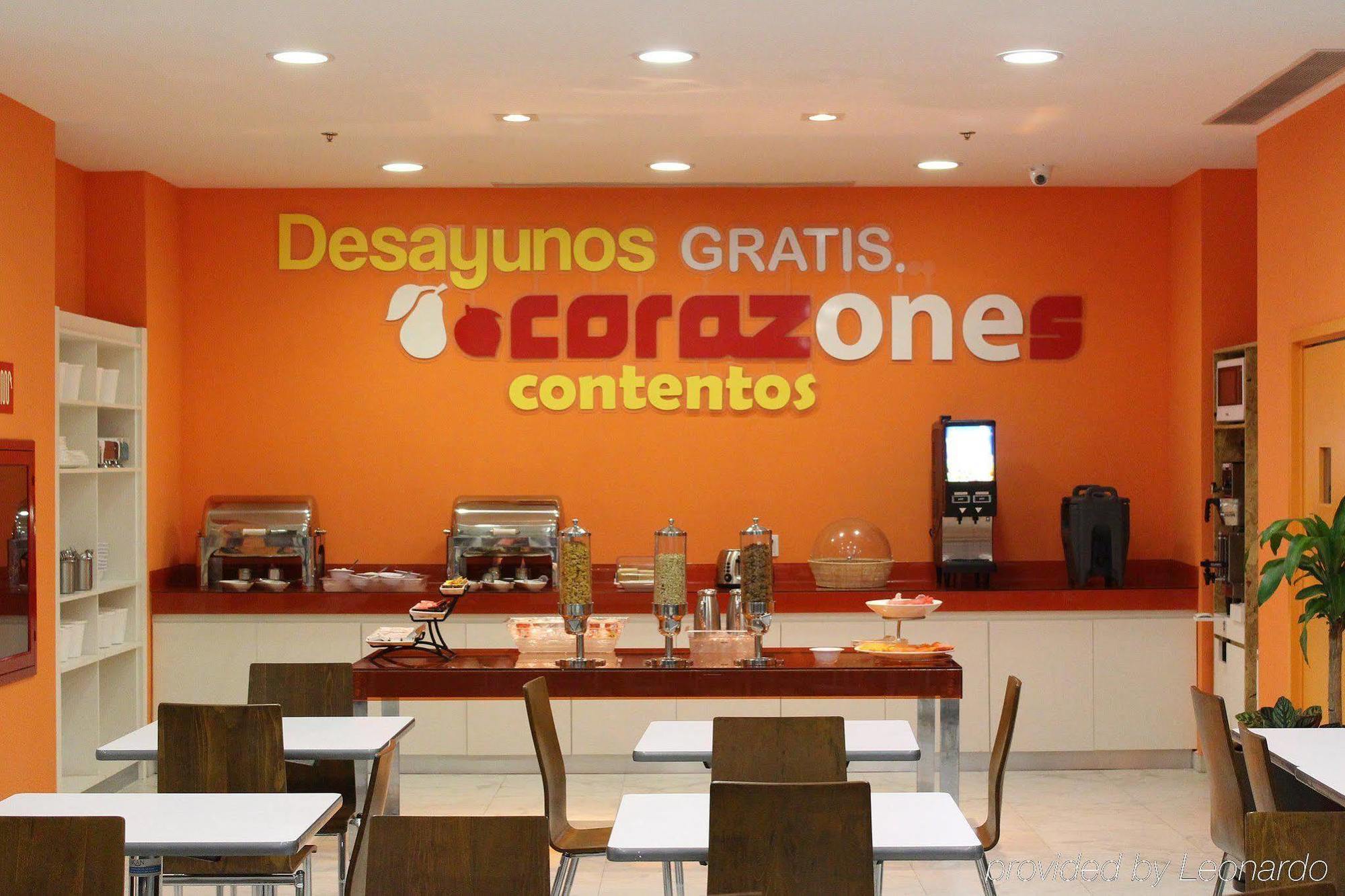 Hotel One Guadalajara Tapatio 3*